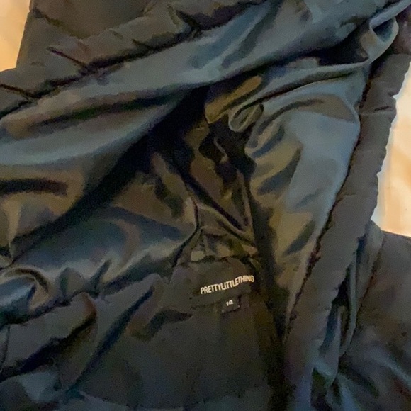 Cropped black jacket - Picture 4 of 5